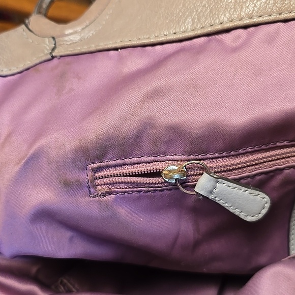 Coach Gray Leather Shoulder Bag with Chain Detail - Picture 10 of 11